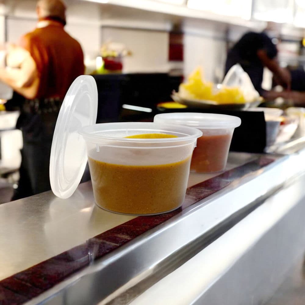 8oz Clear Microwavable Portion Pot & Lid Combo 3